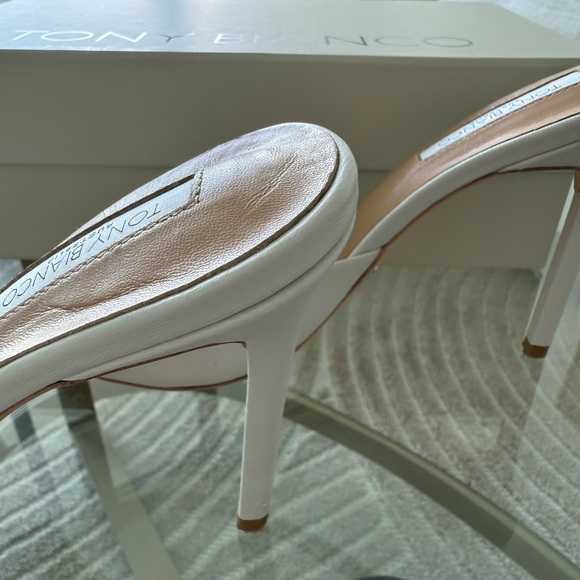 TONY BIANCO MALIBU MULES - Picture 5 of 9